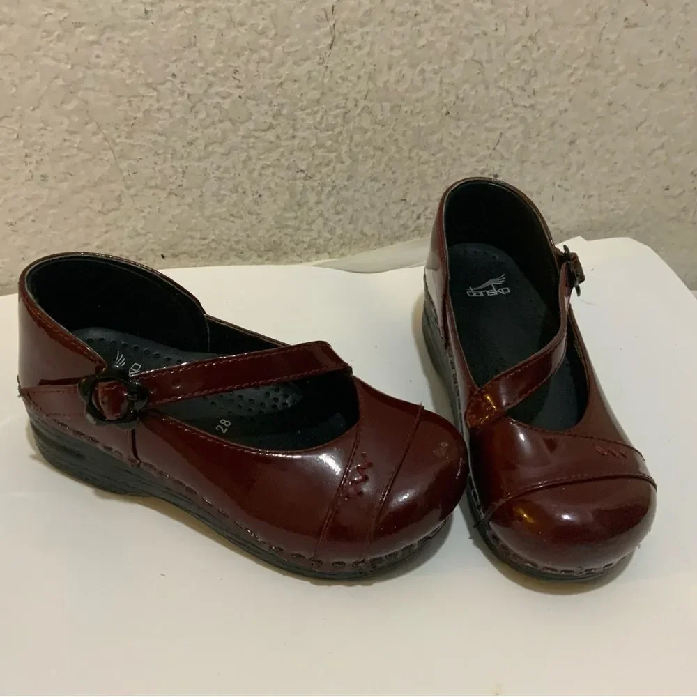 Dansko toddler EU 28 US 10-11 Bordeaux Mary Jane clogs comfort